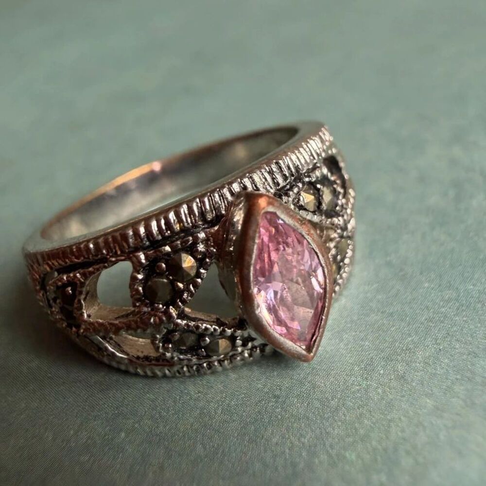Vintage Art Deco Marquise Pink Glass Ring – Faux Marcasite Cutout Silver Tone Ba